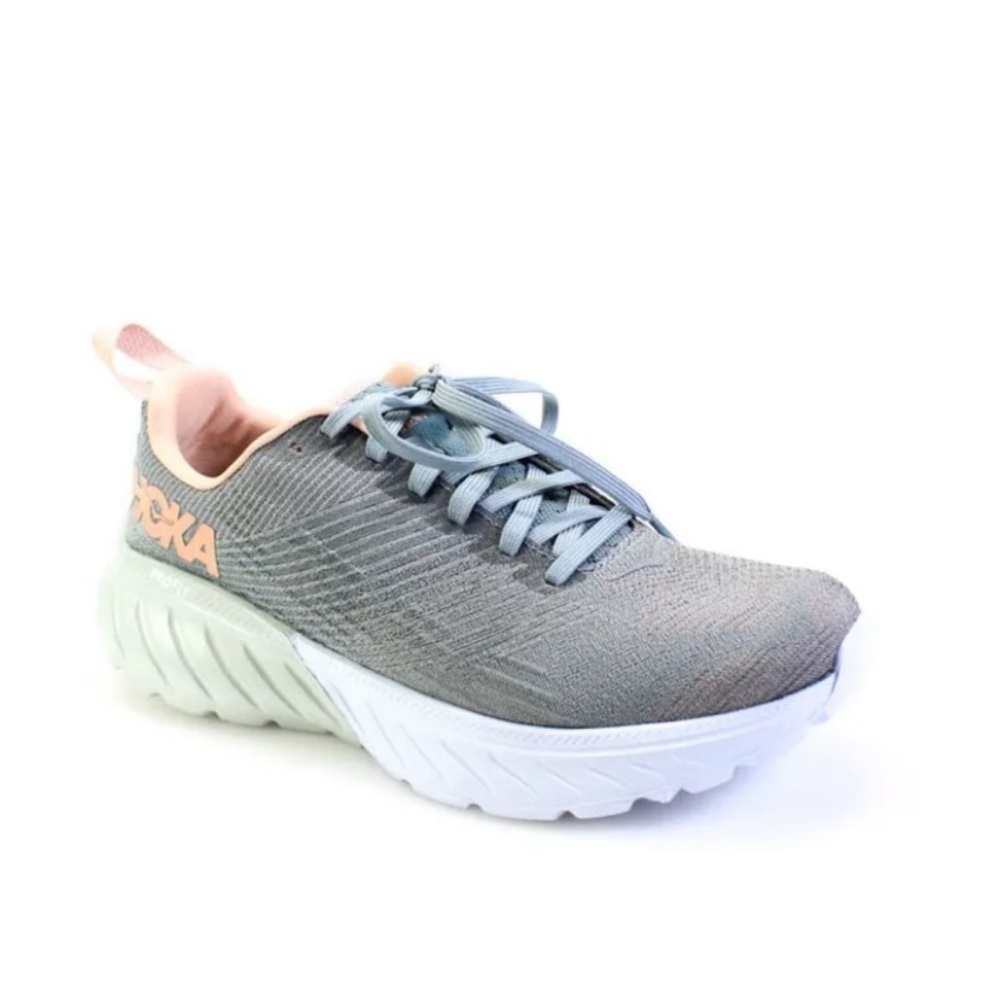 Hoka Mach 3